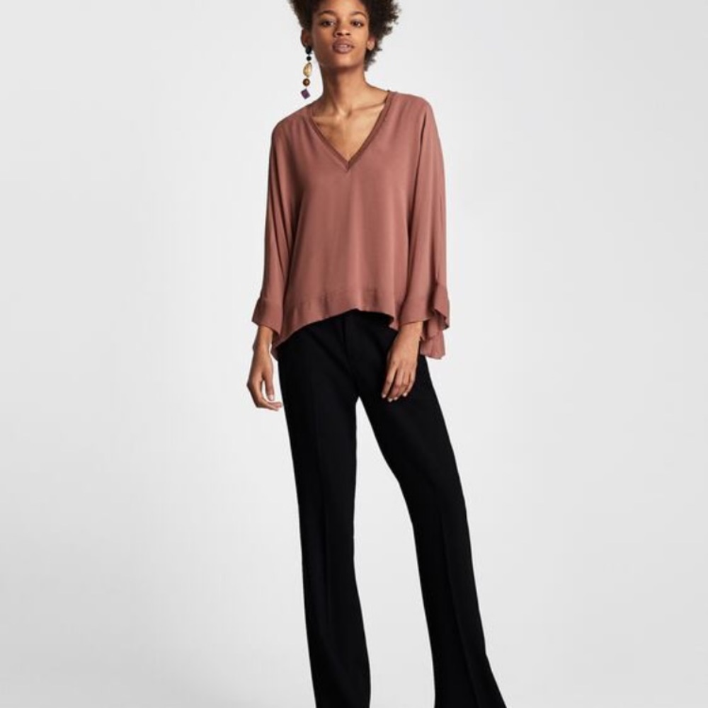 Zara Woman v necked blouse loose fitting
